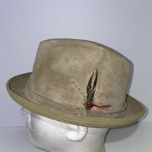 Dobbs Fifth Avenue Tan Leather Feathered Vintage Fedora Size 7 1/8