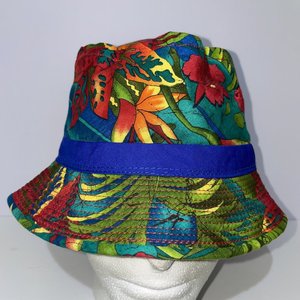 YoungAn Hawaiian Floral Bucket Hat Size L