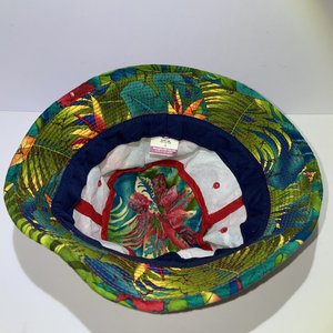 YoungAn Hawaiian Floral Bucket Hat Size L