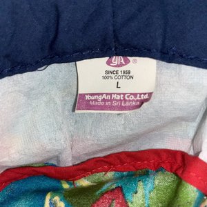 YoungAn Hawaiian Floral Bucket Hat Size L