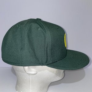 Nike True Dri-Fit Oregon Ducks Green Fitted Cap Size 7 7/8 Style 0641717-366