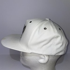 Cali Original Keep it 100 White Snpback Cap