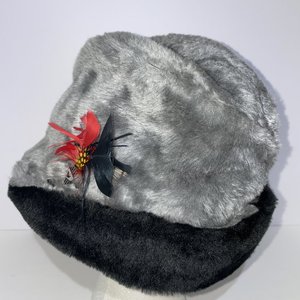 United Hatters Ushanka Gray Feathered Long Fur Vintage Trilby Size M