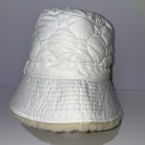 Ugg Australia Sheep Skin White Quilted Puffy Bucket Hat