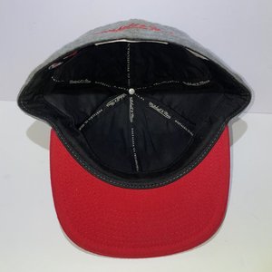 Mitchell & Ness Quilted Wool Chicago Bulls Gray Baseball Cap Size 7 3/4