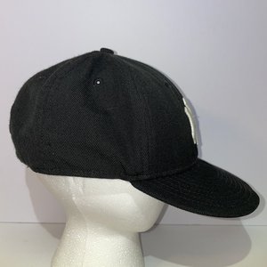 New Era 59Fifty Genuine Yankees Black Wool Baseball Cap Size 7 1/4