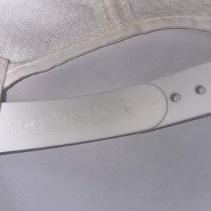 New Era Pro Design Washington Huskies White Corduroy Vintage Snapback Cap USA