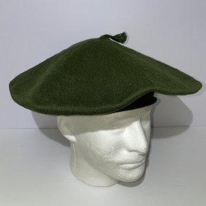 Catala Textil Argetina Green Knit Beret Size M/L