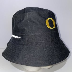 Nike Golf Oregon Ducks Black Bucket Hat Size M/L Style 267941-010