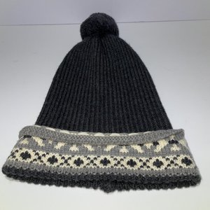 Banana Republic Extra Fine Merino Gray Snowflake Knit Pom-Pom Beanie