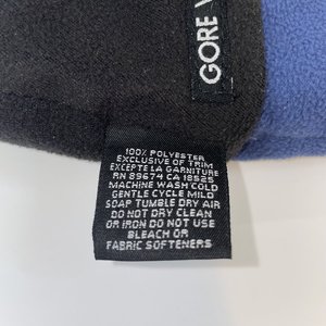 Mountain Hardwear Gore-Tex Windstopper Periwinkle Fleece Vintage Skull Cap