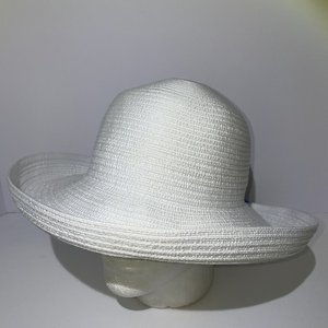 Wallaroo Sydney White Packable Sun Hat