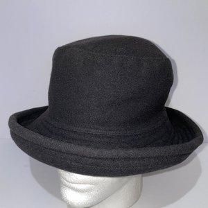 Helen Kaminski Australia Black Wool Bucket Hat Size L