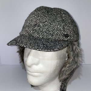 REI Tweed Wool Ear Flap Trapper Hat Baseball Hat Gray Faux Fur Size S/M