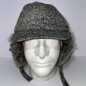 REI Tweed Wool Ear Flap Trapper Hat Baseball Hat Gray Faux Fur Size S/M