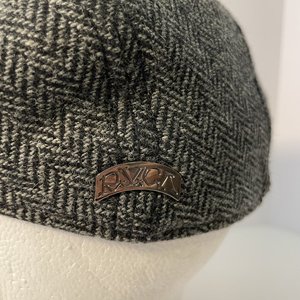 RVCA by PM Tenore Vintage Herringbone Wool Newsboy Flat Cap Size S/M