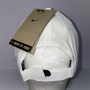 Nike Pillar Dri-Fit White Club Cap Size M/L Style FB6447-100