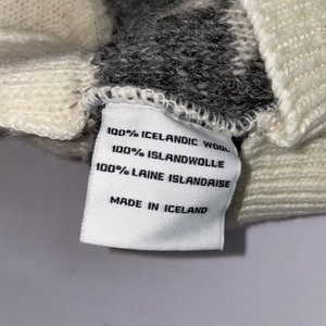 Varma Icelandic Wool White Snowflake Beanie