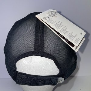 Nike Tailwind Dri-Fit Black Paisley Embroidered Vintage Running Hat 234406-010