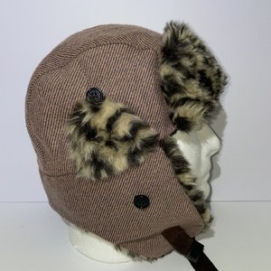 D&Y Cheetah Print Trapper Hat