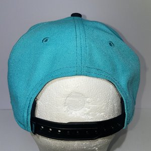 Nike SB Aqua Embroidered Snapback Cap Skateboarding Style 628683-388