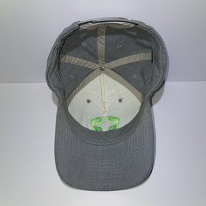 Captuer Snapback Cap Green Shark Cross Gray