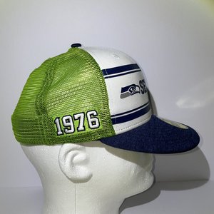 New Era 59FIFTY Seattle Seahawks Sideline Trucker Hat Size 7 1/8