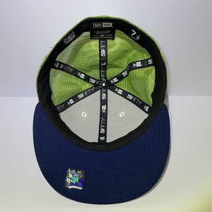 New Era 59FIFTY Seattle Seahawks Sideline Trucker Hat Size 7 1/8