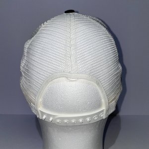 Pacer Sports Honduras Snapback Cap Vintage White & Black Trucker Mesh