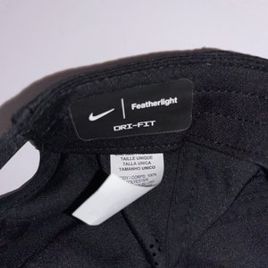 Nike Featherlight Dri-Fit Black Reflective Baseball Cap