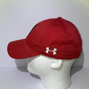 Under Armour USA Red Fitted Size Medium-Large Baseball Hat/Cap