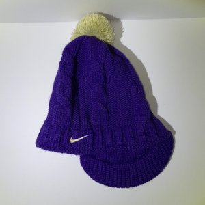 Nike Washington Huskies Purple Crochet Pom-Pom Short Bill Beanie