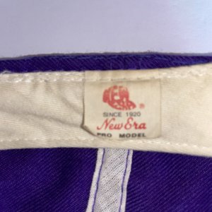 New Era Pro Model Washington Huskies Vintage Baseball Cap Purple Big W