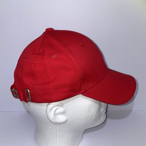 L'Etival Cheese Baseball Cap Red Graphic Wrap