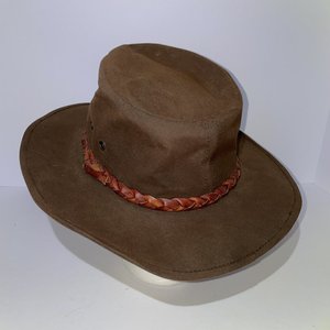 Outback Trading Co. Grizzly 1486 Brown Oil Skin Outback Hat Size M Made in USA