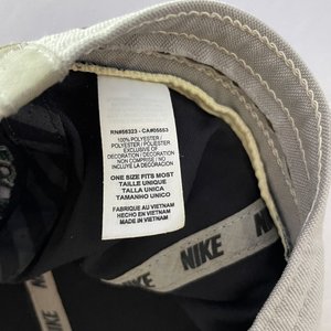 Nike Dri-Fit Oregon Ducks Vintage Black Baseball Cap Size L Style 21736X-OD5