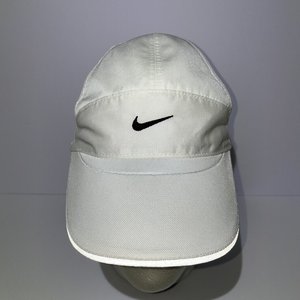 Nike Tailwind Vintage White Running Cap