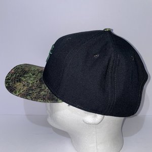 Nike SB Snapback Cap Green Floral Skateboarding Style 688725-010