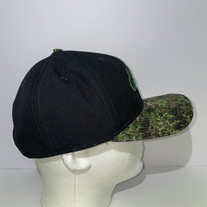 Nike SB Snapback Cap Green Floral Skateboarding Style 688725-010