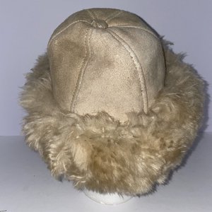 Deerskin Trading Post Vintage Fur Leather Cap Size M