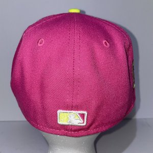 New Era Hat Club LA Dodgers Pink Baseball Cap Size 6 7/8 World Series 2020 Patch