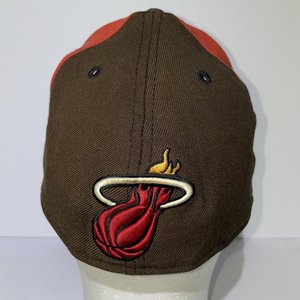 New Era 59Fifty Miami Heat Vintage Red & Brown Wool Baseball Cap 7 5/8 USA