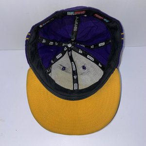 New Era 59Fifty LA Lakers Vintage Purple Wool Baseball Cap Size 7 5/8 USA