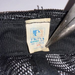 Twins Enterprise Pittsburgh Pirates Big P Black Vintage Trucker Hat Size M/L