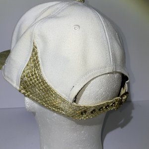 New Era 9Fifty Miami Heat White Gold Lizard Scale Snapback Cap