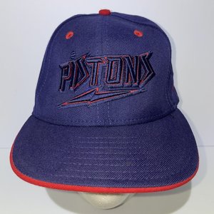 New Era 59Fifty Detroit Pistons Vintage Hardwood Blue Wool Baseball Cap 7 3/4