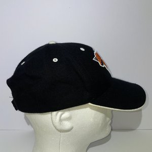 Twins Enterprise New York Knicks Vintage Black Blockbuster Wool Baseball Cap
