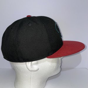 New Era 59Fifty Arizona Diamondbacks Baseball Cap Size 7 3/8 Red and Sea Green