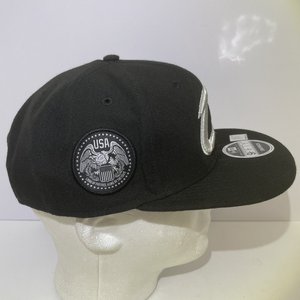 New Era Federal Patch Cleveland Cavaliers Silver & Black 9Fifty Snapback Cap