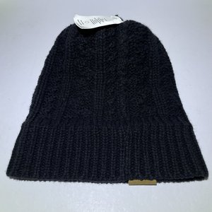 Pendleton Black Chunky Cable Knit Women's Lambswool Pom-Pom Beanie